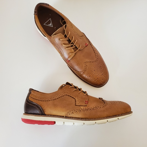Leather Wingtip Oxford in Tan/Brown - Picture 8 of 13